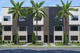 379 13th St N, Saint Petersburg, FL 33705 - Photo 1