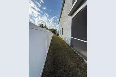 909 Meadow Glade Drive, Ruskin, FL 33570 - Photo 24