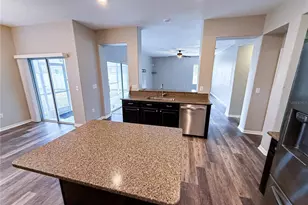 909 Meadow Glade Dr, Ruskin, FL 33570 - Photo 14