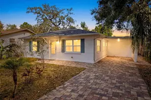 546 Norfolk St, Dunedin, FL 34698 - Photo 1