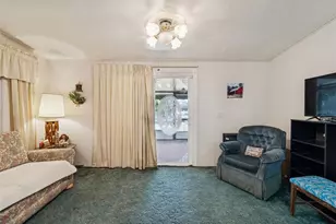 36801 Judee Dr, Zephyrhills, FL 33541 - Photo 18