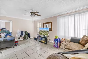 901 12th St S, Saint Petersburg, FL 33712 - Photo 16