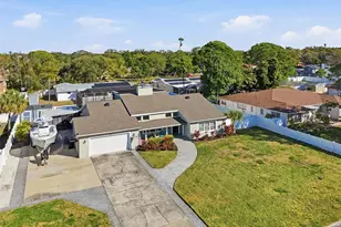 2551 Casilla Way S, Saint Petersburg, FL 33712 - Photo 30