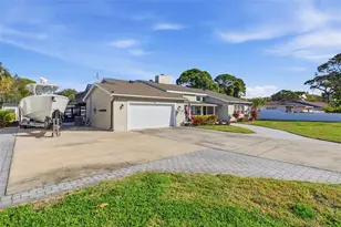 2551 Casilla Way S, Saint Petersburg, FL 33712 - Photo 26