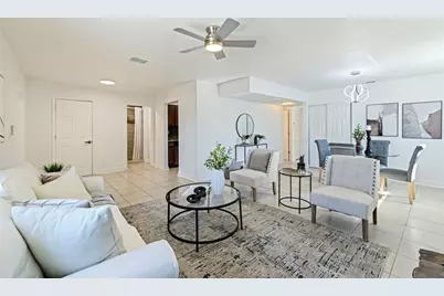 656 59th Street S, Saint Petersburg, FL 33702 - Photo 8