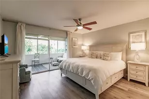 1200 E Peppertree Ln, Sarasota, FL 34242 - Photo 16