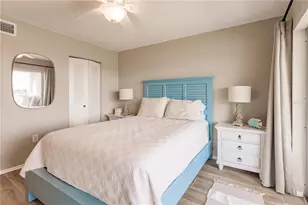 1200 E Peppertree Ln, Sarasota, FL 34242 - Photo 24