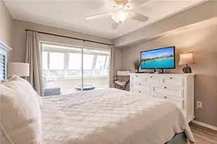 1255 E Peppertree Dr, Sarasota, FL 34242 - Photo 24