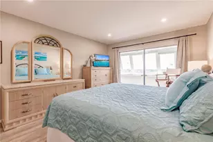 1255 E Peppertree Dr, Sarasota, FL 34242 - Photo 20