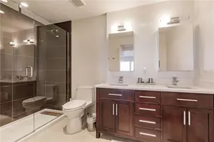 1255 E Peppertree Dr, Sarasota, FL 34242 - Photo 16