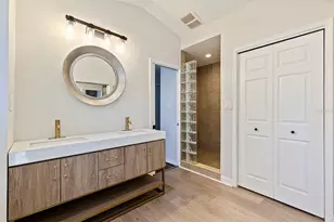 1610 14th St N, Saint Petersburg, FL 33704 - Photo 18