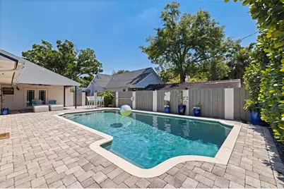 1610 14th Street N, Saint Petersburg, FL 33704 - Photo 32