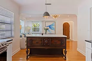 1610 14th St N, Saint Petersburg, FL 33704 - Photo 10