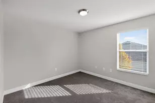 2462 Tahoe Dr, Lakeland, FL 33805 - Photo 8