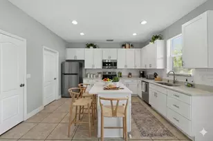 2462 Tahoe Dr, Lakeland, FL 33805 - Photo 4