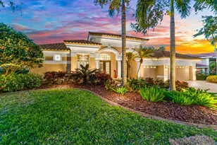 2107 Pinnacle Cir S, Palm Harbor, FL 34684 - Photo 2
