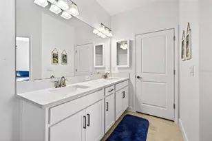 17245 Star Banks St, Wimauma, FL 33598 - Photo 30