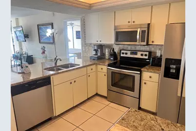 1001 Point Of Rocks Road #609, Sarasota, FL 34242 - Photo 8