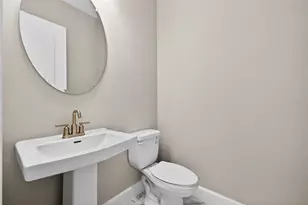 33825 Ocean Spray Ln, Wesley Chapel, FL 33543 - Photo 12