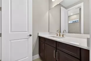 33825 Ocean Spray Ln, Wesley Chapel, FL 33543 - Photo 46
