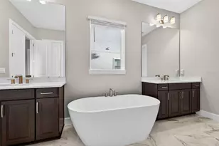 33825 Ocean Spray Ln, Wesley Chapel, FL 33543 - Photo 34