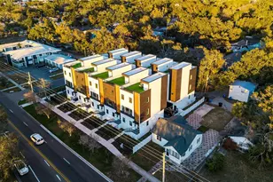 2118 4th St, Saint Petersburg, FL 33705 - Photo 2