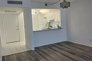 14130 Rosemary Ln, Largo, FL 33774 - Photo 4