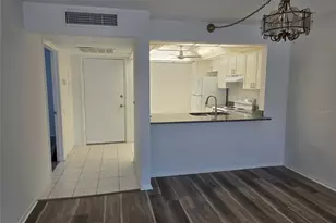 14130 Rosemary Ln, Largo, FL 33774 - Photo 8