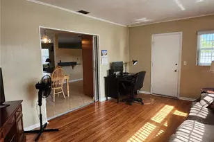 5700 30th Ave N, Saint Petersburg, FL 33710 - Photo 16