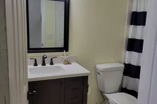 456 Circlewood Dr, Venice, FL 34293 - Photo 16
