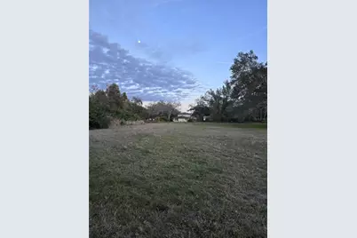 5625 Rosemont Avenue, Tampa, FL 33614 - Photo 2