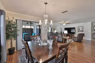 1806 Wedge Ct, Sun City Center, FL 33573 - Photo 16