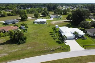 4239 E Gator Cir, Cape Coral, FL 33909 - Photo 30