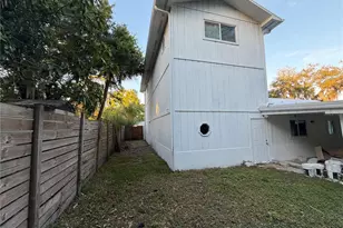 2559 Rainbow Dr, Fort Pierce, FL 34981 - Photo 40