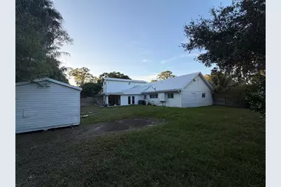 2559 Rainbow Drive, Fort Pierce, FL 34981 - Photo 38