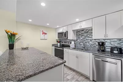 18610 Gulf Boulevard #709, Indian Shores, FL 33785 - Photo 10