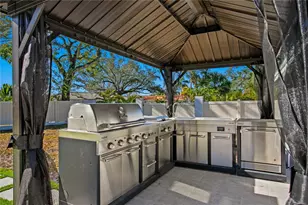 900 31st Ave NE, Saint Petersburg, FL 33704 - Photo 56