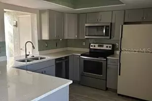 2683 Sabal Springs Cir, Clearwater, FL 33761 - Photo 6