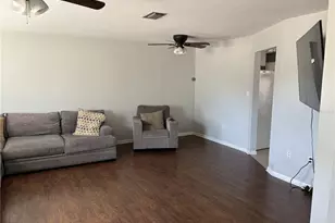 6106 Lawncrest Pl, Dover, FL 33527 - Photo 2