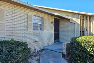 9515 Fieldview Cir, Thonotosassa, FL 33592 - Photo 4