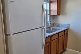 9515 Fieldview Cir, Thonotosassa, FL 33592 - Photo 6