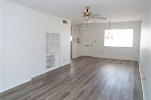 1556 Council Dr, Sun City Center, FL 33573 - Photo 2