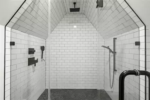 2420 14th St N, Saint Petersburg, FL 33704 - Photo 36