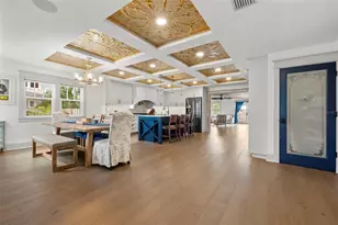 2420 14th St N, Saint Petersburg, FL 33704 - Photo 2