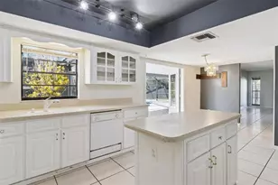 4646 Landscape Dr, Tampa, FL 33624 - Photo 20