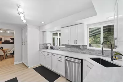 49 Valencia Circle, Safety Harbor, FL 34695 - Photo 6
