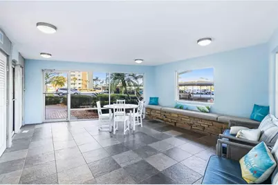 4550 Cove Circle #303, Saint Petersburg, FL 33708 - Photo 30