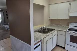 4737 Lake Villa Dr, Clearwater, FL 33762 - Photo 12