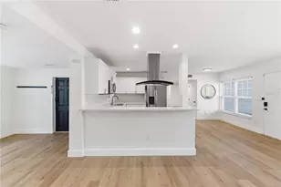 327 Sunny Ln, Belleair, FL 33756 - Photo 14