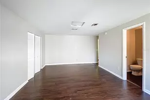 8508 Woodhurst Dr, Tampa, FL 33615 - Photo 20